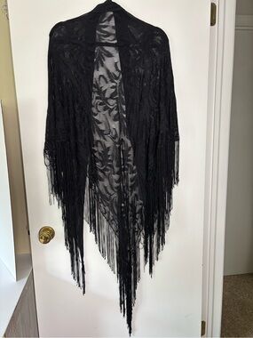 Source Unknown Black Fringe Lace Shawl Tunic